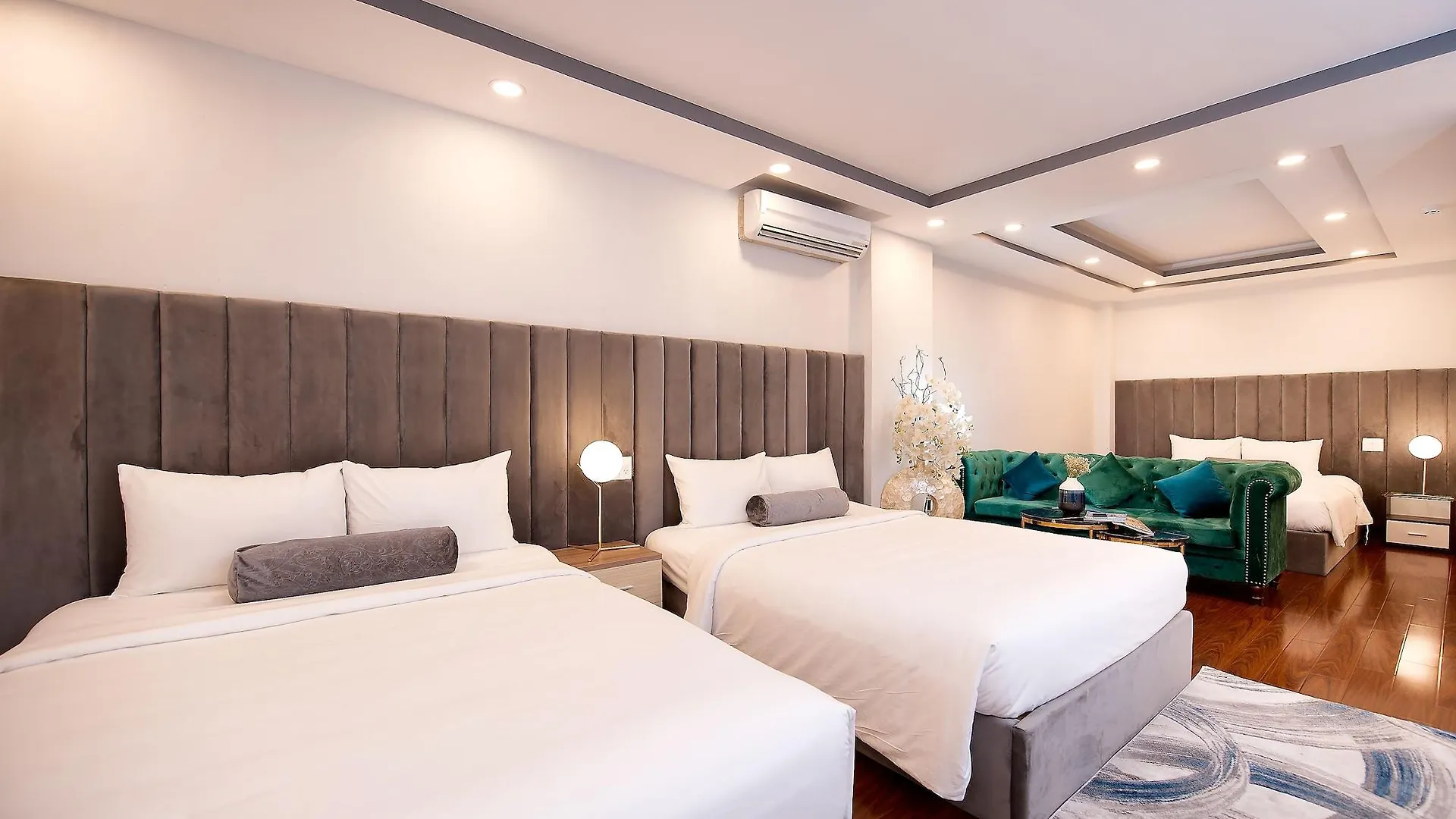 Adora Hotel Thành Pho Ho Chí Minh
