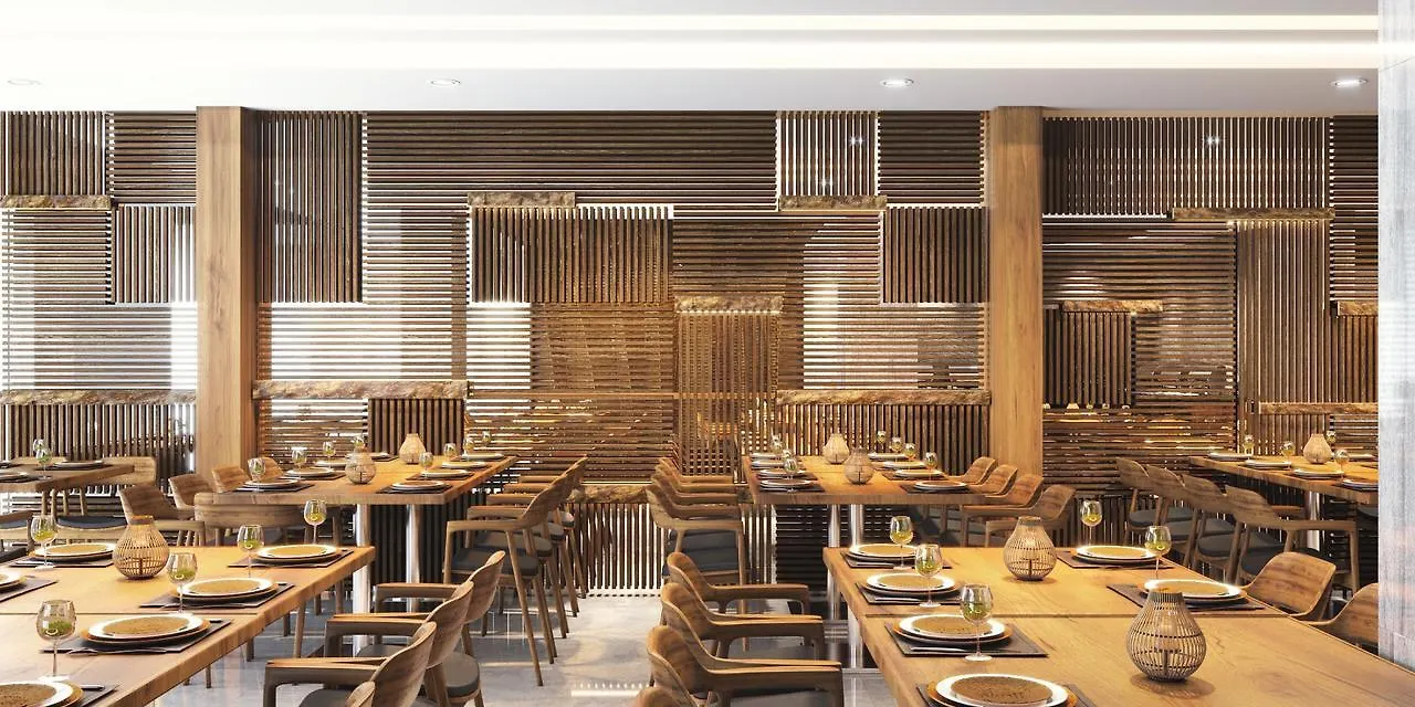****  Adora Hotel Thành Pho Ho Chí Minh Vietnam